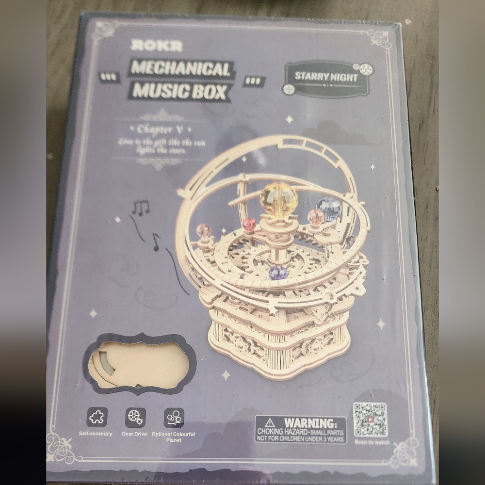 Mechanical music box starry night